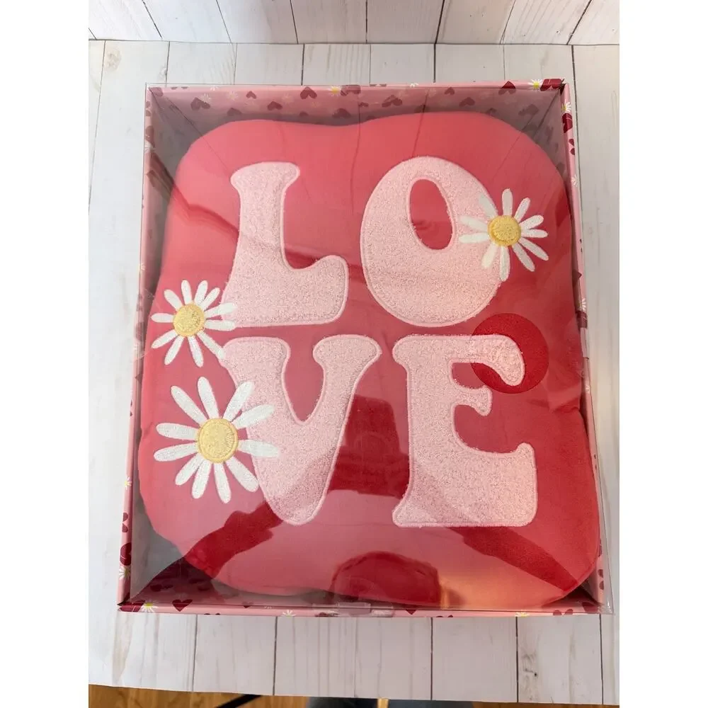 Love & Daisy Plush Cushion with a Removable Heat Pack 11x14x3